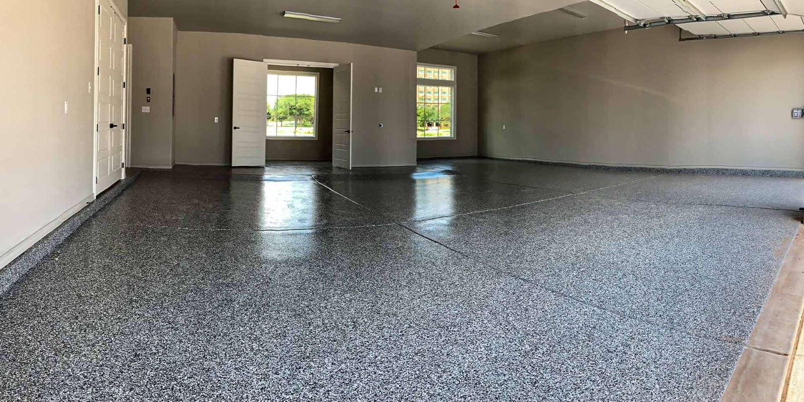Garage floor epoxy coating